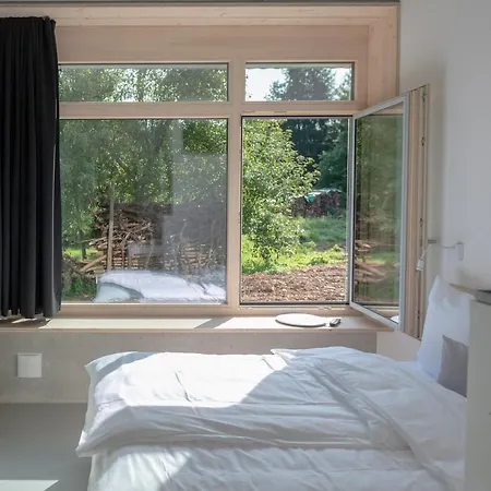 Bed & Breakfast Haaus 3*