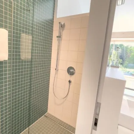 Oda ve Kahvaltı Haaus Weinstadt