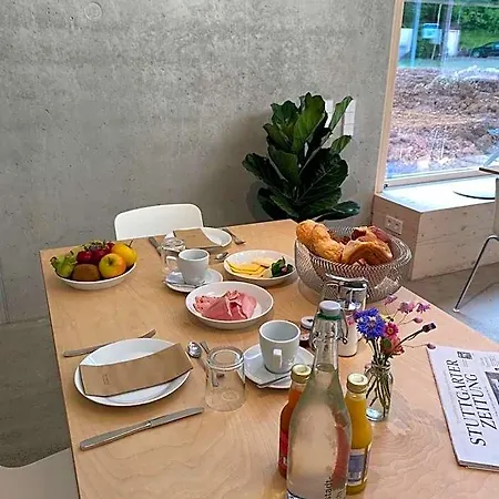 Bed & Breakfast Haaus Weinstadt